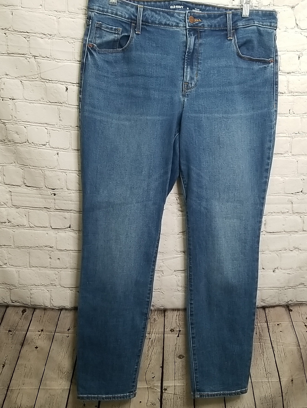 Old Navy Womens Jeans Size 16 Mid Rise Power Slim Straight EUC